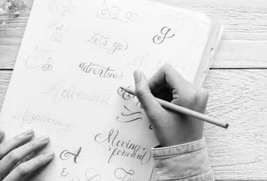 英媒：利物浦高层支持斯洛特