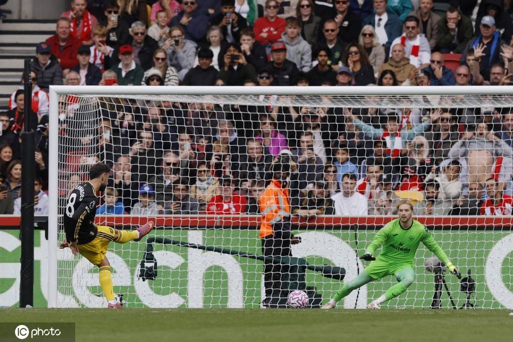 英格兰名宿：曼联应该换掉阿莫林 索斯盖特是完美人选